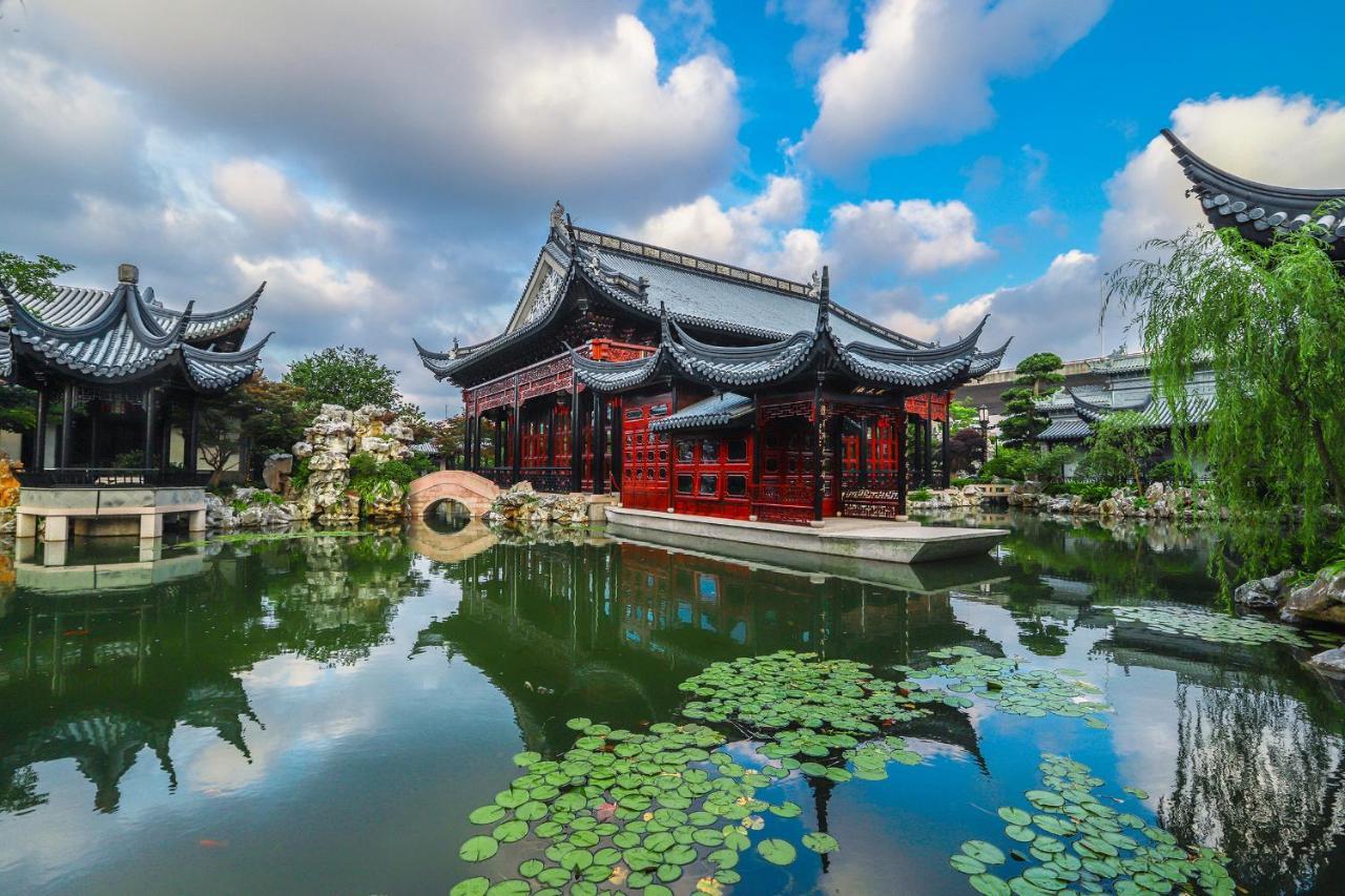 Royal Garden Hotel Shanghai-Free Shuttle To And From Disney & Pvg & Close Metro Line2 Easy To Sha New Expo Exterior foto