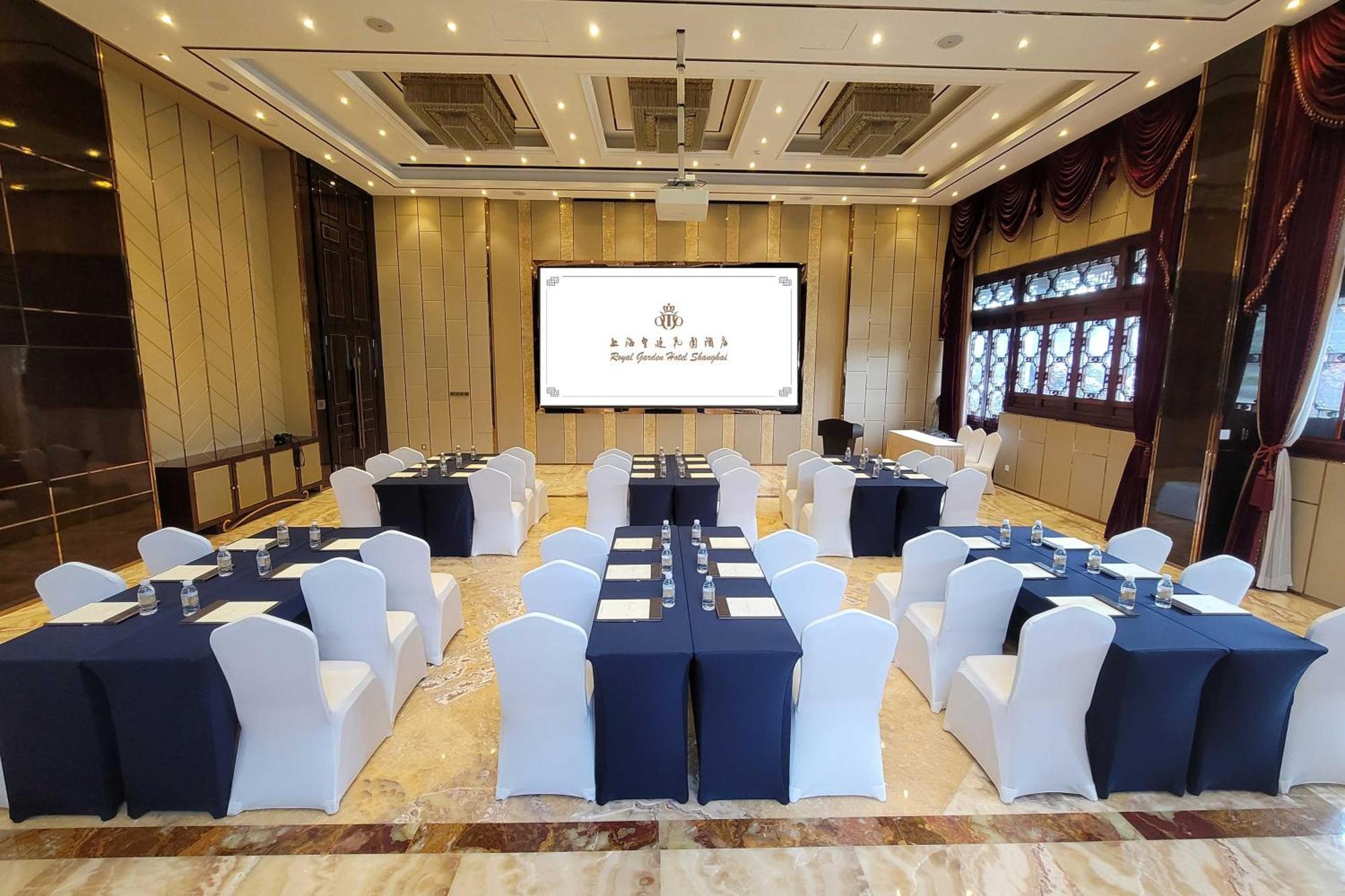 Royal Garden Hotel Shanghai-Free Shuttle To And From Disney & Pvg & Close Metro Line2 Easy To Sha New Expo Exterior foto