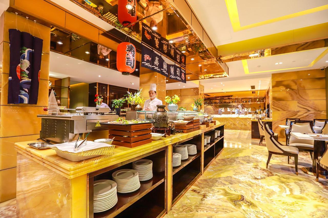 Royal Garden Hotel Shanghai-Free Shuttle To And From Disney & Pvg & Close Metro Line2 Easy To Sha New Expo Exterior foto