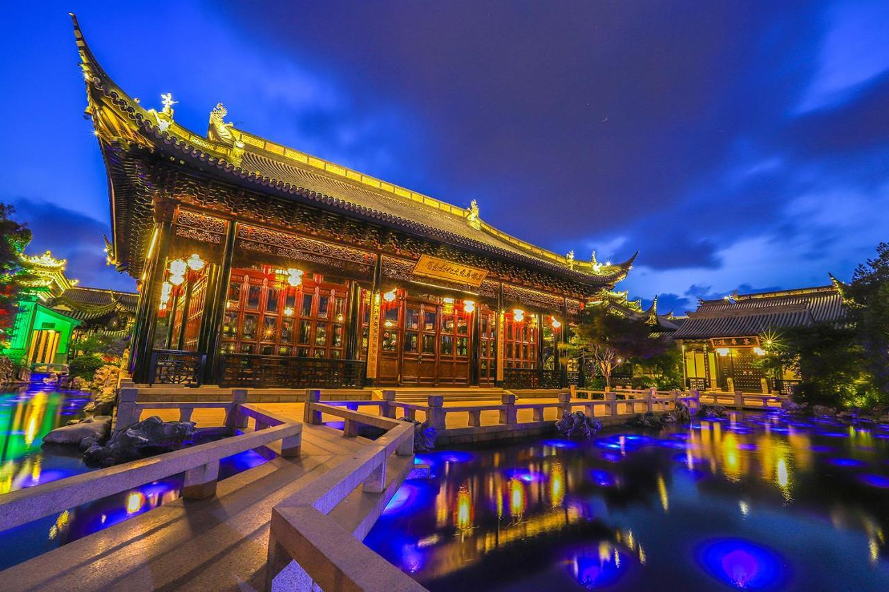 Royal Garden Hotel Shanghai-Free Shuttle To And From Disney & Pvg & Close Metro Line2 Easy To Sha New Expo Exterior foto